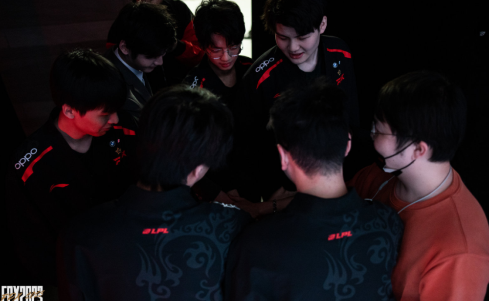 每体记者捕 每体记者捕