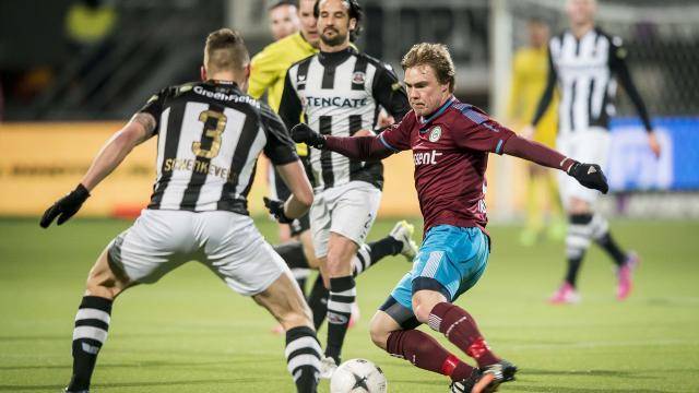 掌握在了他 掌握在了他