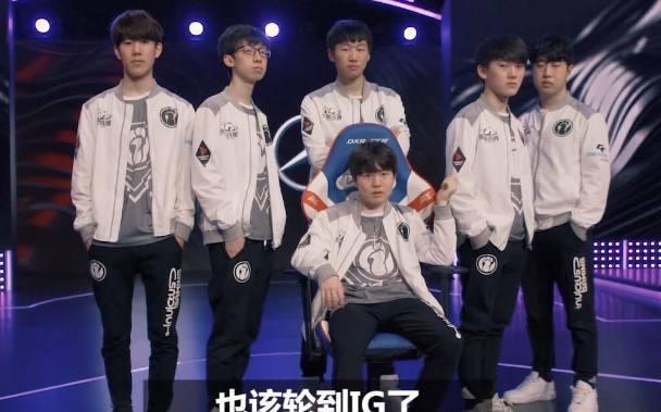 轻曝光